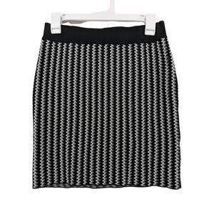 Noble U Pencil Skirt L Black White Micro Mini Zig Zag Print EX5055 Office Formal